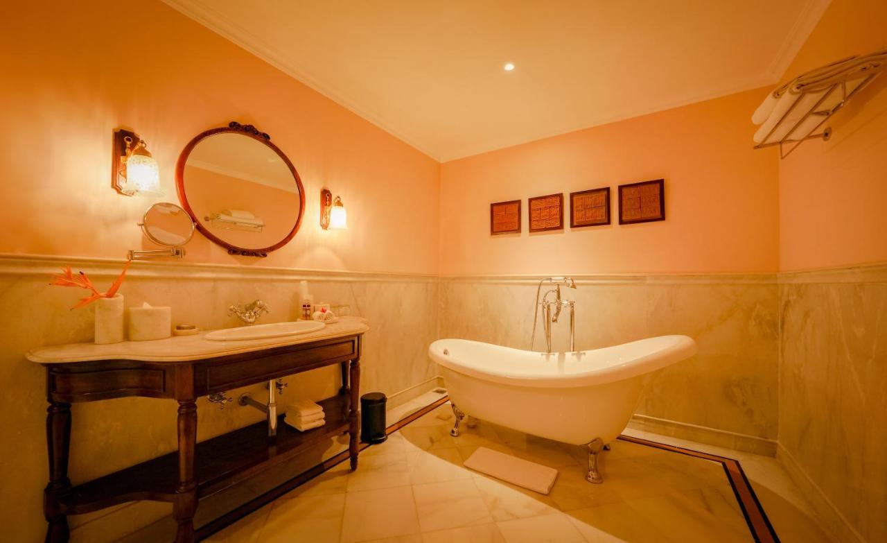 Raajkutir - Ihcl Seleqtions Otel Kalküta Dış mekan fotoğraf